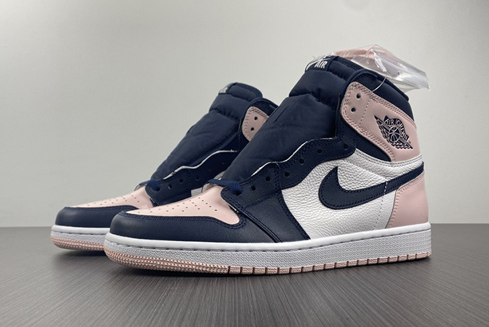 Air Jordan 1 High OG Atmosphere DD9335-641