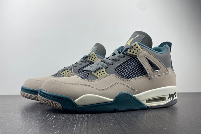 Air Jordan 4 SECRAFT DV3742-021