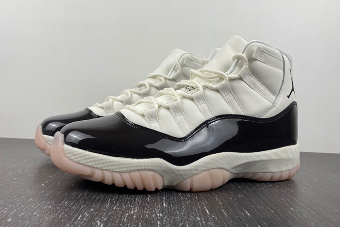 Air Jordan 11 WMNS Neapolitan WOMENS AR0715-101