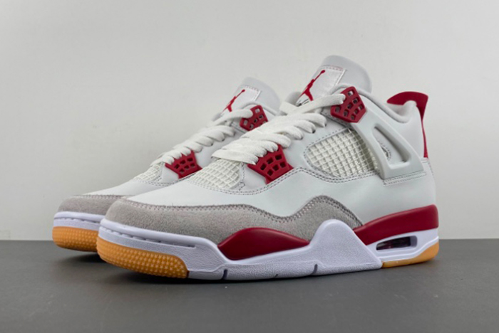 Nike SB x Air Jordan 4 Retro SP ''Varsity Red'' SB 2025 DR5415-106