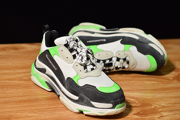 BALENCIAGA TRIPLE S 483513-W06E1