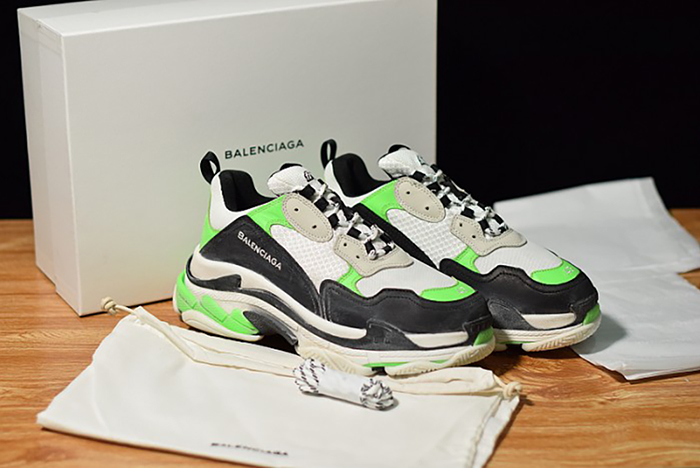 BALENCIAGA TRIPLE S 483513-W06E1