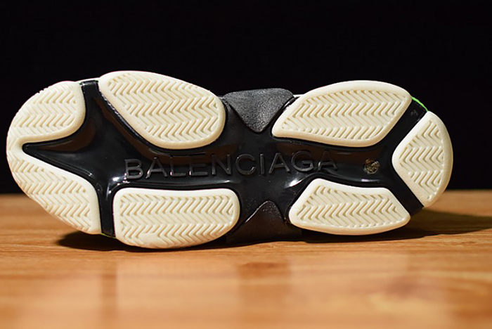 BALENCIAGA TRIPLE S 483513-W06E1