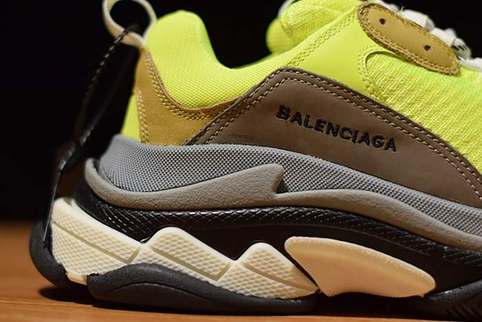 BALENCIAGA TRIPLE S 483513-W901