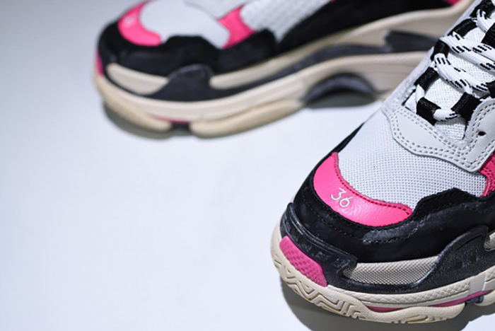 Balenciaga 17Fw Triple S Black Pink Women Sneaker 483523-W06E3-8080