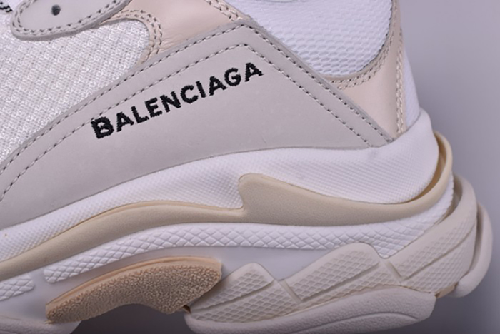 BALENCIAGA 17FW TRIPLE S"CREAM" 490671-W06F1-9000