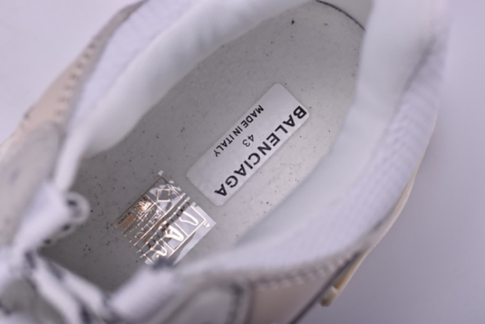 BALENCIAGA 17FW TRIPLE S"CREAM" 490671-W06F1-9000