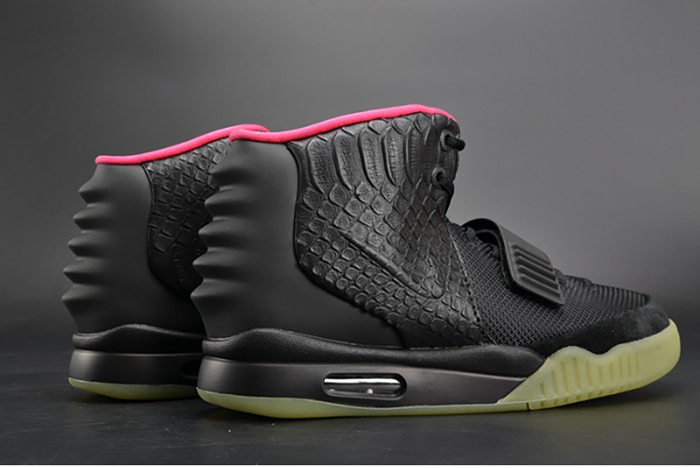 NIKE AIR YEEZY 2