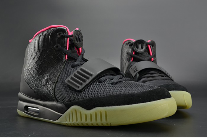 NIKE AIR YEEZY 2