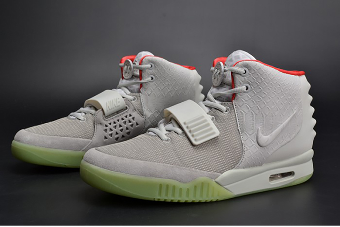 NIKE AIR YEEZY 2 PURE PLATINUM Wolf Grey mens 508214-010