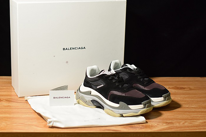 Balenciaga Triple S Black Burgundy 514008 W09S1 1058