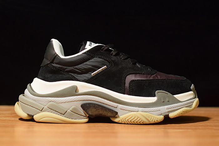 Balenciaga Triple S Black Burgundy 514008 W09S1 1058