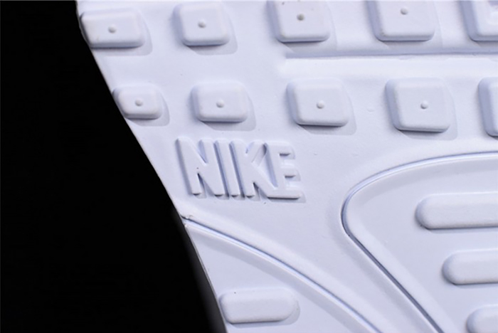 Nike Air Max 90 Essential | White  537384-111