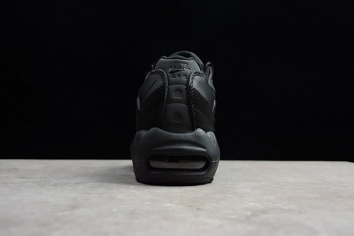 Nike mens AIR MAX 95 - 609048-092