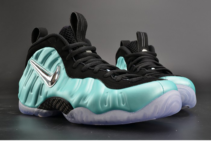 Nike Air Foamposite Pro "Island Green" Metallic Platinum mens 624041-303
