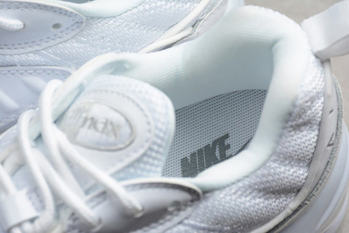 NIKE AIR MAX 98 "TRIPLE WHITE" Pure Platinum-Black-Reflect Silver 640744-106