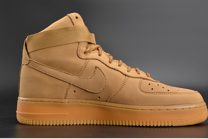 NIKE AIR FORCE 1 HIGH "FLAX" 882096-200