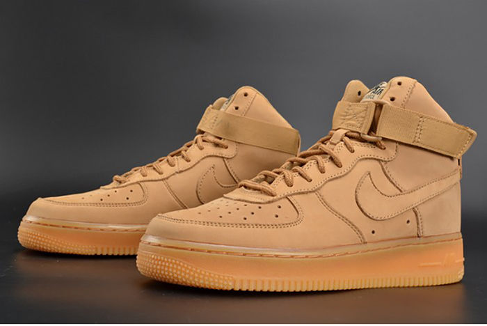 NIKE AIR FORCE 1 HIGH "FLAX" 882096-200