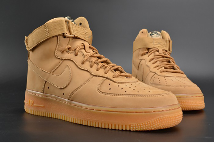NIKE AIR FORCE 1 HIGH "FLAX" 882096-200