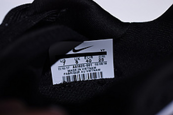 Nike Epic React Flyknit black and white  AA1625 001