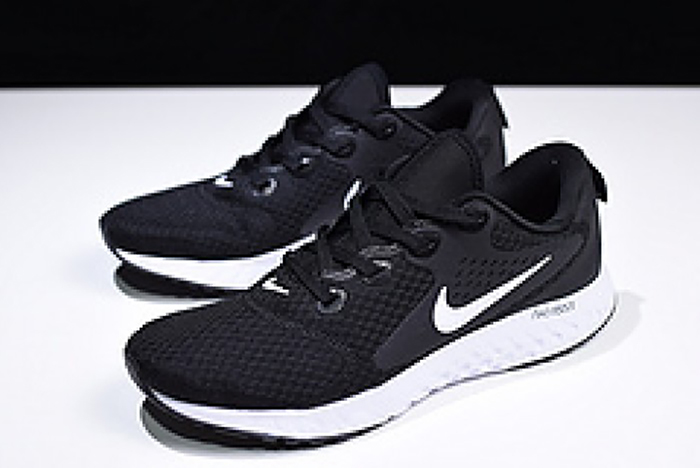 Nike Epic React Flyknit black and white  AA1625 001