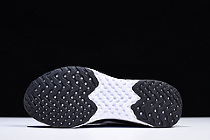 Nike Epic React Flyknit black and white  AA1625 001