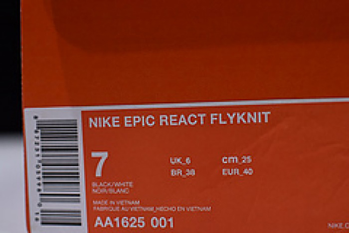 Nike Epic React Flyknit black and white  AA1625 001