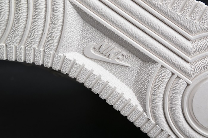 Nike Air Force 1 Mid "Triple Ivory" white AA6655-100