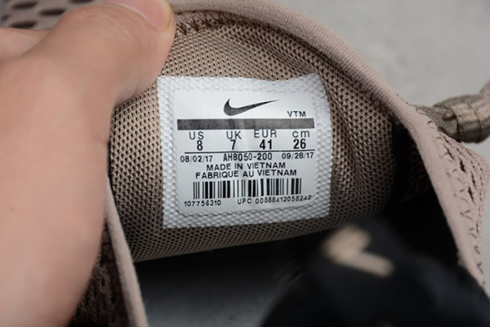 NIKE mens Air Max 270