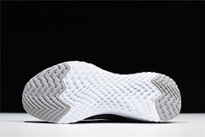 nike epic REACT FLYKNIT  Black and grey dots point noirs ET gris AJ7283 996