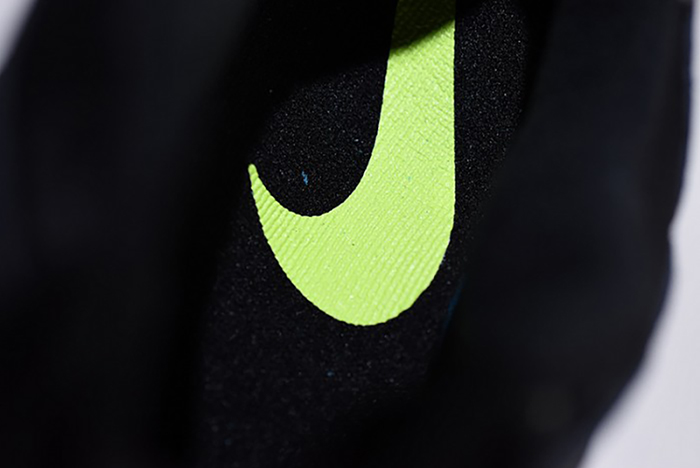 Nike M2K Tekno Black/Volt AO3108-002