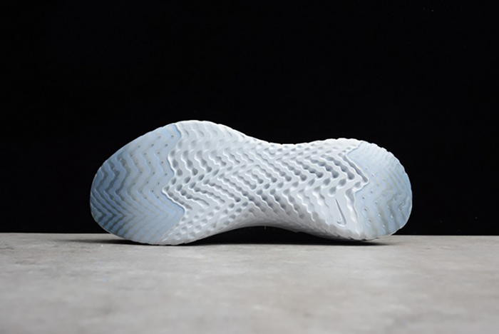 Nike Epic React Flyknit black AQ0067-001