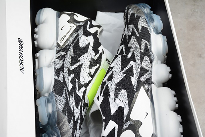 Nike Mens Air Vapormax Flyknit Moc 2 Acronym White AQ0996-001