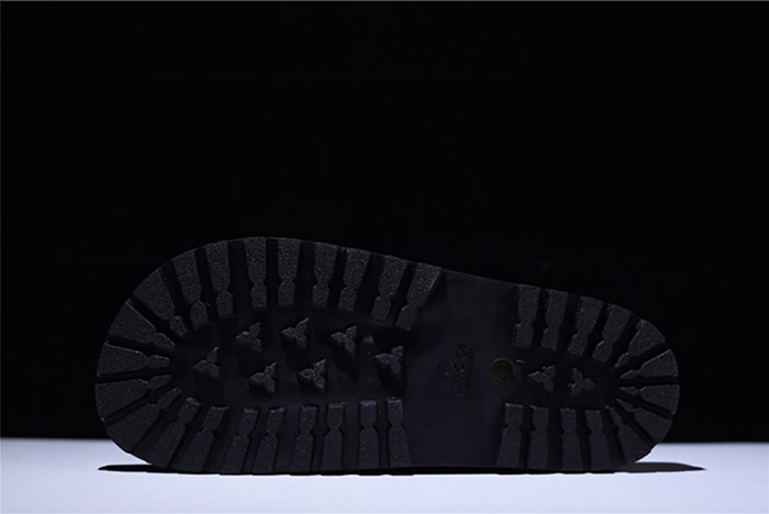 GUCCI Leather SLIDE SANDAL with gg logo mens