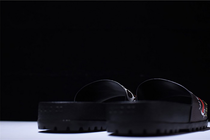 GUCCI Leather SLIDE SANDAL with gg logo mens