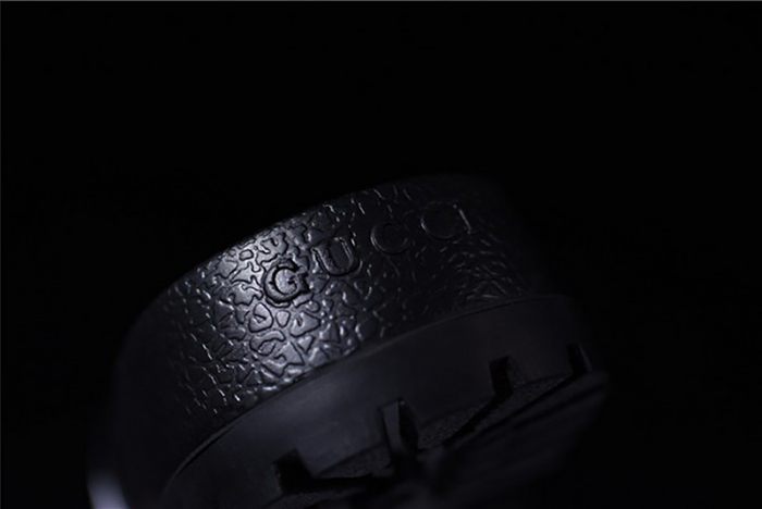 GUCCI Leather SLIDE SANDAL black WITH GG LOGO mens