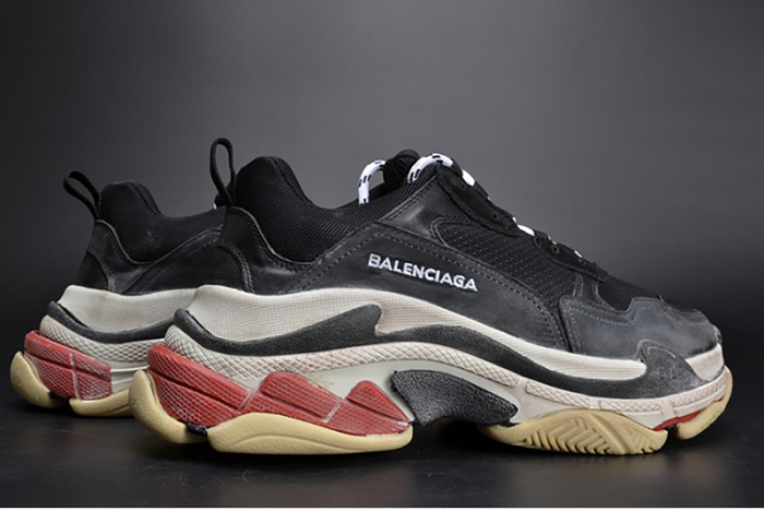 BALENCIAGA 17FW TRIPLE S TRAINER  BLACK/ RED MENS W05M23972